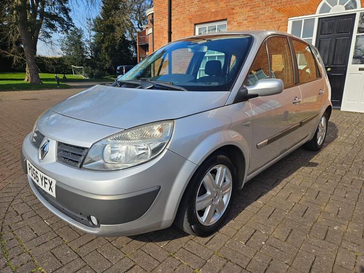 Cheap Renault Scenic - 1.4 16v Dynamique 5dr - FANTASTIC DRIVE and CONDITION for sale in Coventry, West Midlands