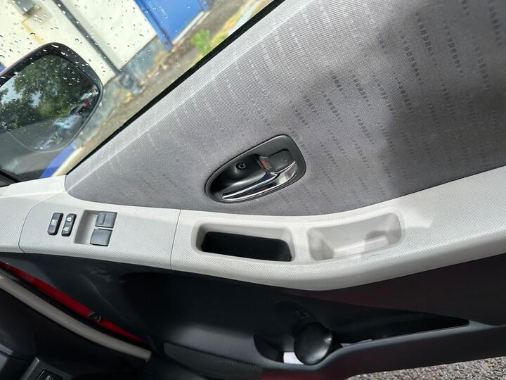 Toyota Yaris - 1.33 Dual VVT-i TR Euro 4 (s/s) 5dr - Affordable, Best for delivery - Image 25