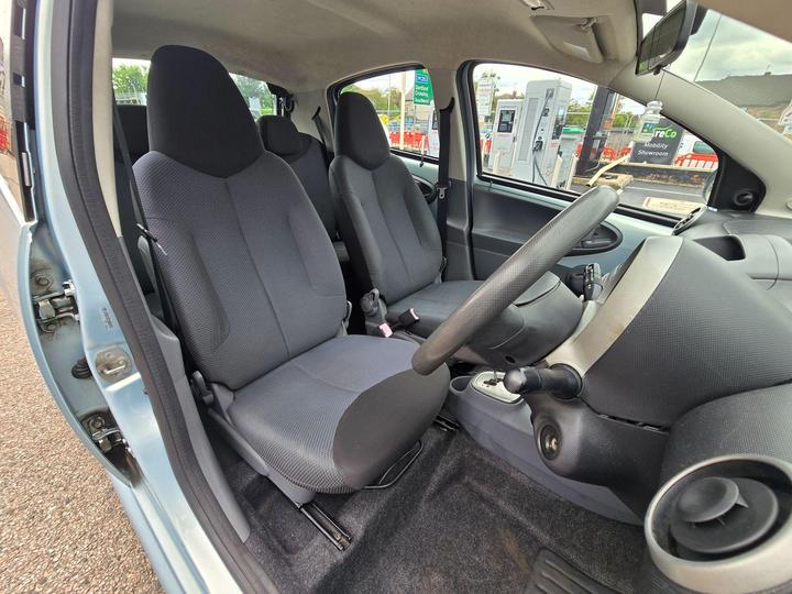 Toyota AYGO - 1.0 VVT-i + MultiMode Euro 4 5dr - 1 YEAR M.O.T/ULEZ COMPLAINT - Image 15