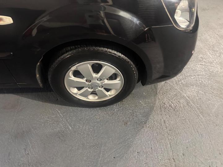 Kia Rio - 1.4 Domino 5dr - ULEZ + PART EX GOLD. - Image 20