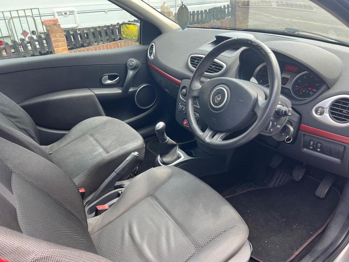Renault Clio - 1.2 16v Rip Curl 3dr - 12 Months MOT * 2 Keys - Image 12