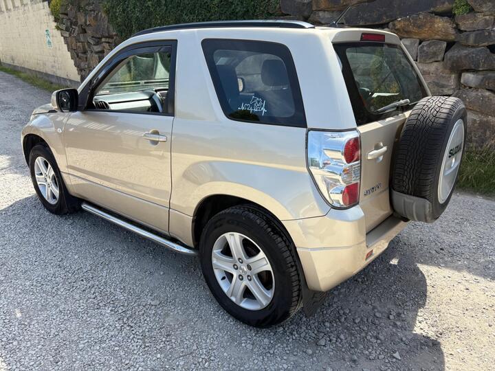 Suzuki Grand Vitara - 1.6 VVT 4WD Euro 4 3dr - SPARES OR REPAIRS - Image 3