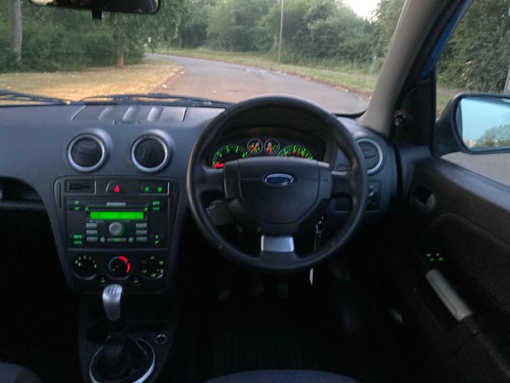 Ford Fusion - 1.4 Zetec 5dr - 12 MONTH MOT-1 OWNER-2KEYS-FSH - Image 21