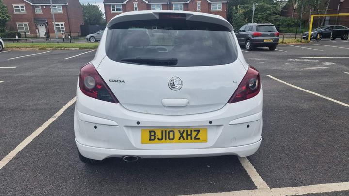 Vauxhall Corsa - 1.4i 16v SRi 3dr (a/c) - Image 5