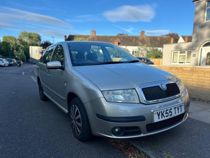 Cheap Skoda Fabia - 1.2 HTP 12V Ambiente 5dr - 2 keys service history for sale in Bromley, Greater London