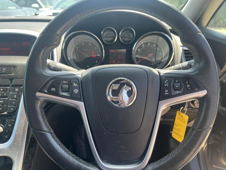 Vauxhall Astra - 1.7 CDTi ecoFLEX SRi Euro 5 (s/s) 5dr - PX Bargain, £20 Tax, Long MOT - Image 20