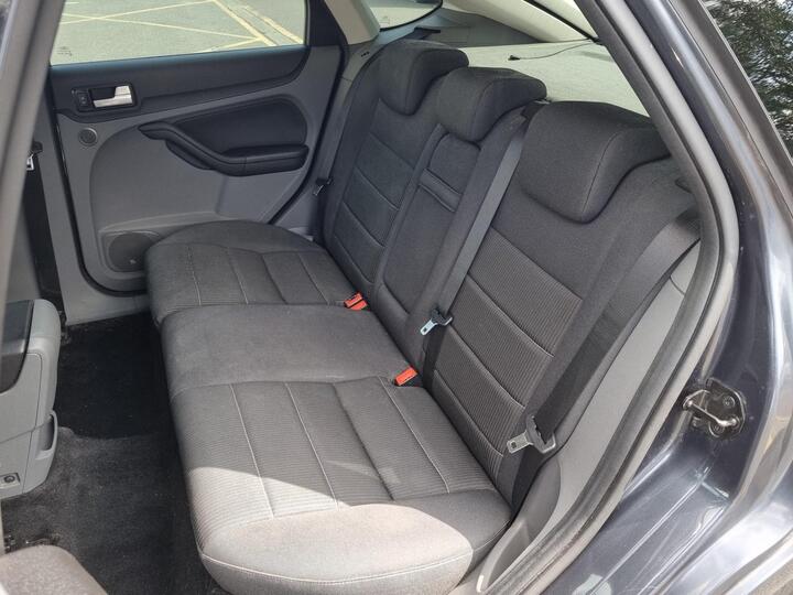 Ford Focus - 1.8 Titanium 5dr - TITANIUM SPEC/ULEZ/MANUAL - Image 39