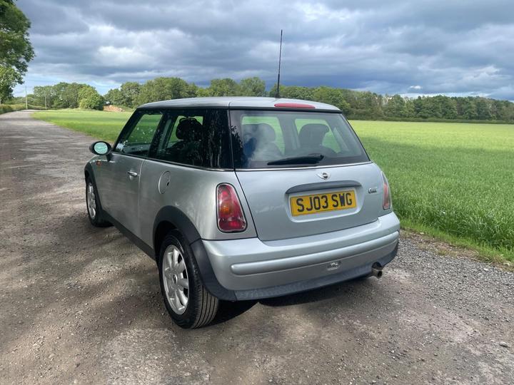MINI Hatch - 1.6 One CVT Euro 3 3dr - Automatic! - Image 10