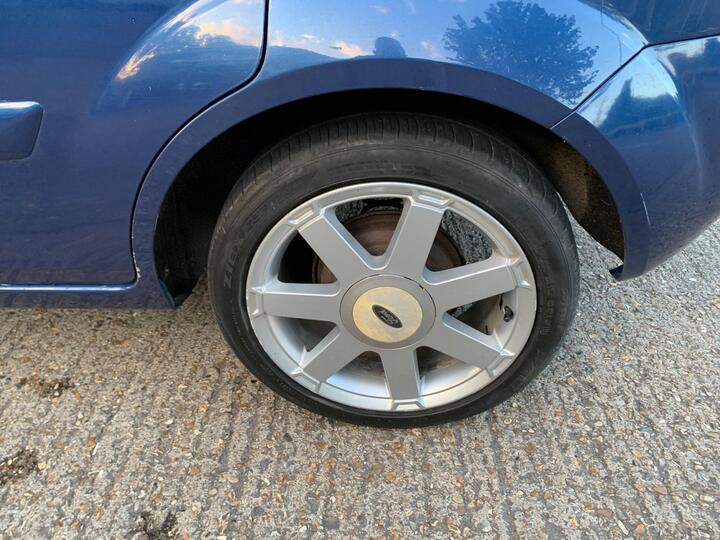 Ford Fiesta - 1.25 Zetec Blue Edition 5dr - Image 47