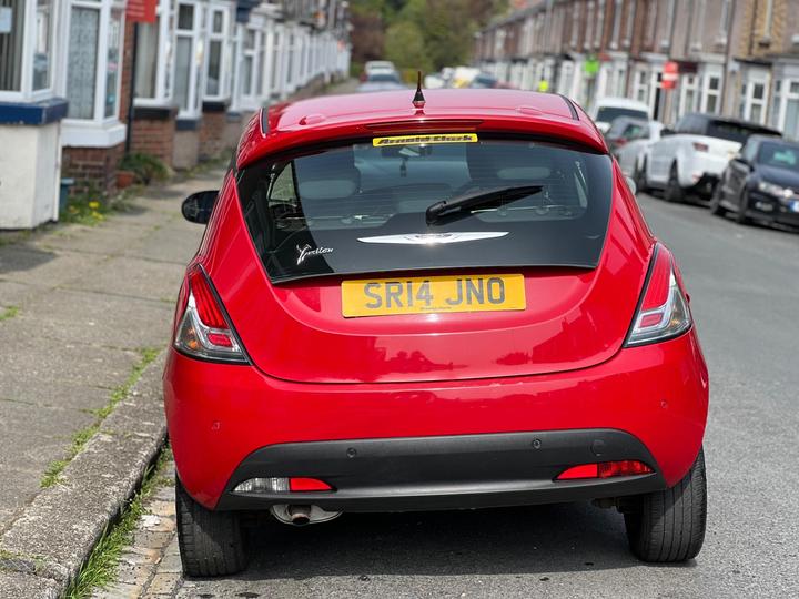 Chrysler Ypsilon - 1.2 5dr - Image 3