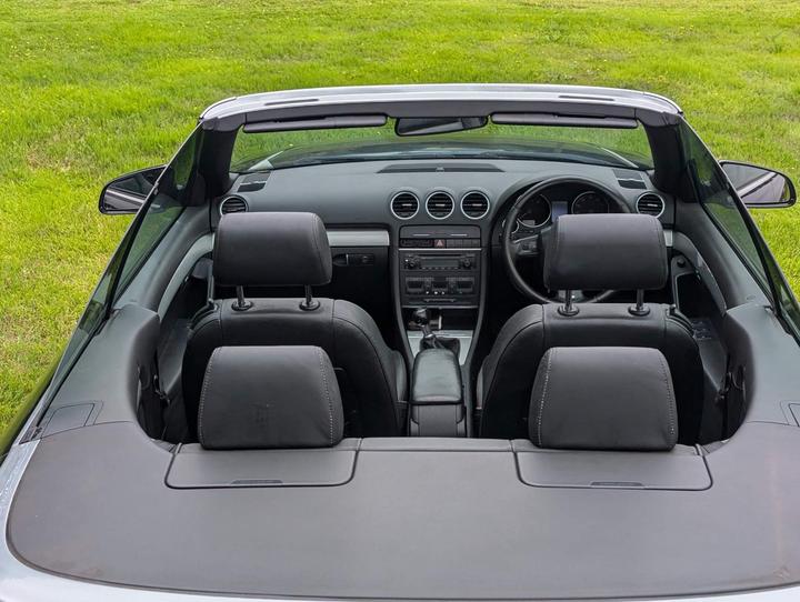 Audi A4 Cabriolet - 2.0 TDI S line 2dr - Image 7