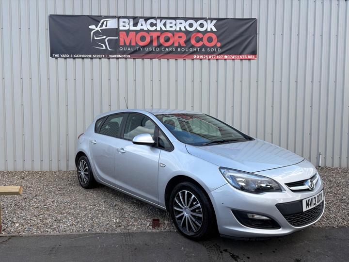 Cheap Vauxhall Astra - 1.3 CDTi ecoFLEX Exclusiv Euro 5 (s/s) 5dr - DRIVES GREAT | GREAT CONDITION for sale in Warrington, Cheshire