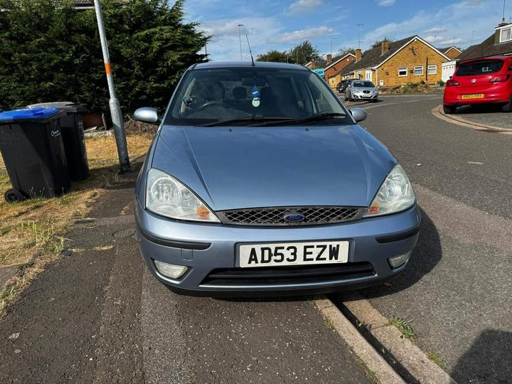 Cheap Ford Focus - 1.6i 16v Zetec 5dr for sale in Northampton, Northamptonshire