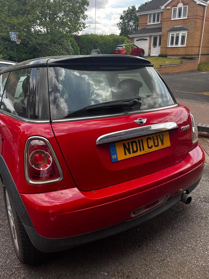 MINI Hatch - 1.6 Cooper Euro 5 (s/s) 3dr - Bodywork very good - Image 2