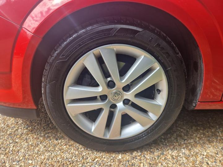 Vauxhall Astra - 1.4i 16v SXi Sport Hatch 3dr - New in stock and ready to go - Image 12