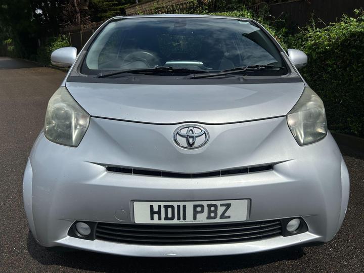 Toyota iQ - 1.0 VVT-i 2 Euro 5 3dr - 2 KEYS SERVICE HISTORY - Image 7