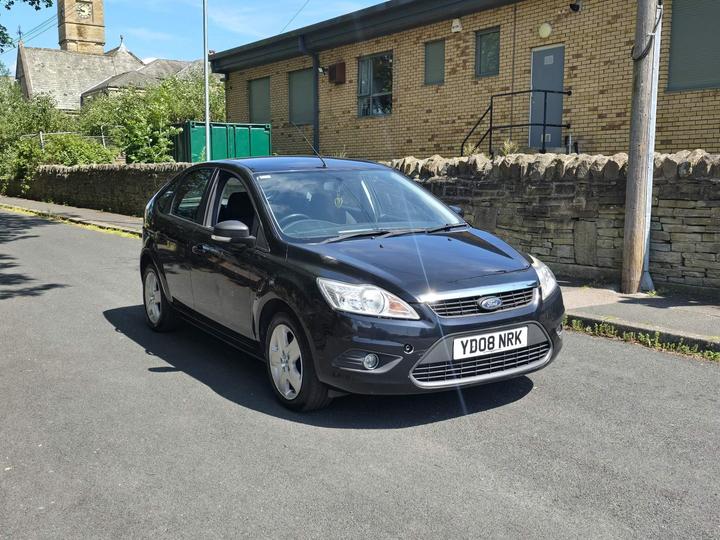Cheap Ford Focus - 1.6 Style 5dr - LOW MILAGE - DRIVES GREAT for sale in Shipley, West Yorkshire