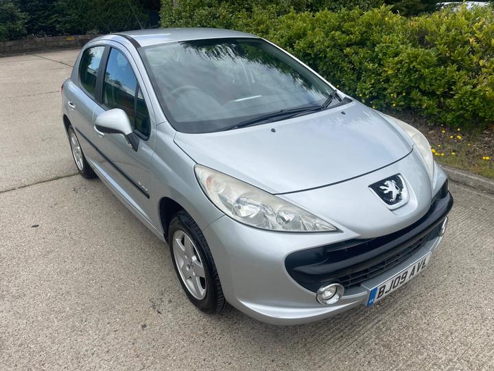 Cheap Peugeot 207 - 1.4 Verve 5dr - SERVICE HISTORY, ULEZ, 2 KEYS for sale in Romford, Greater London
