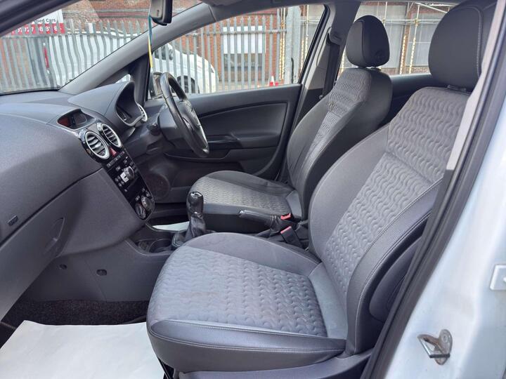 Vauxhall Corsa - 1.3 CDTi ecoFLEX SE Euro 5 5dr - Image 18