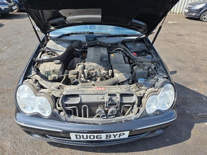 Mercedes-Benz C Class - 1.8 C180 Kompressor Avantgarde SE 4dr - Image 6