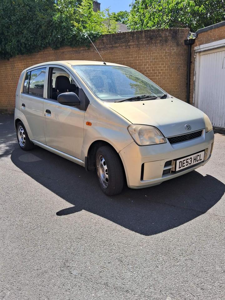 Cheap Daihatsu Charade - 1.0 EL low mileage ULEZ FREE cheap road tax for sale in Upper Norwood, Greater London