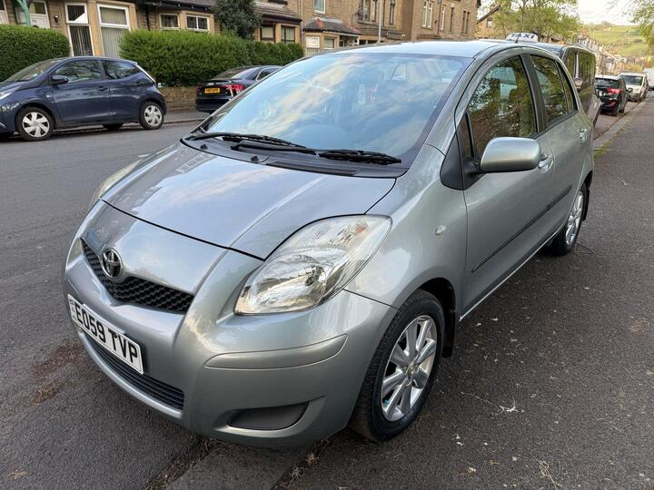 Cheap Toyota Yaris - 1.4 D-4D TR Euro 4 5dr - full service history for sale in Keighley, West Yorkshire