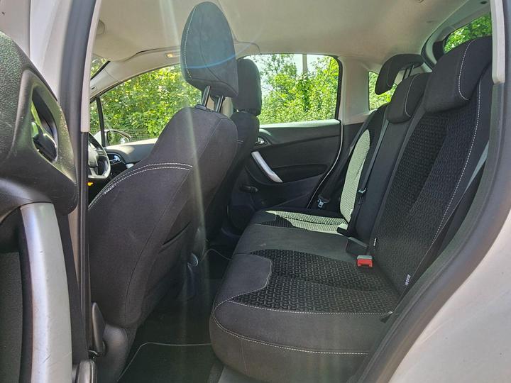 Citroen C3 - 1.4i VTR+ Euro 5 5dr - LONG MOT|JUST SERVICED|ULEZ - Image 13