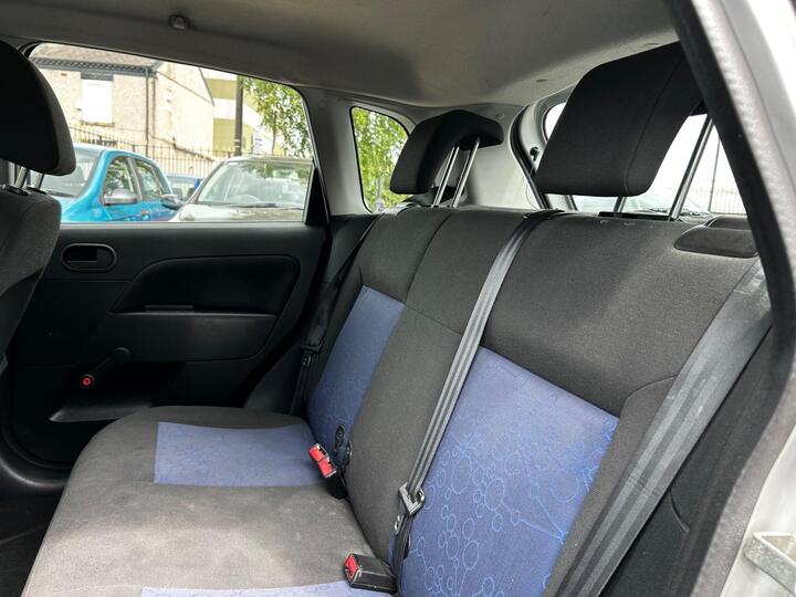 Ford Fiesta - 1.25 Zetec Blue Edition 5dr - Full MOT|FSH|First Car - Image 8