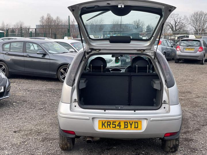 Vauxhall Corsa - 1.4i 16v Design 5dr (a/c) - Automatic+low insurance - Image 18