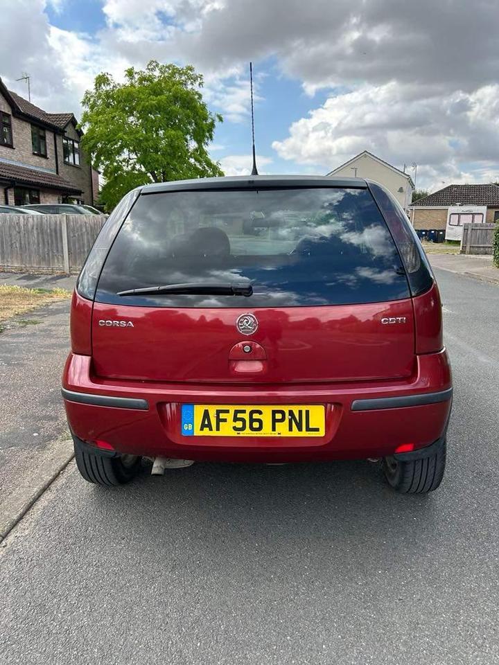 Vauxhall Corsa - 1.3 CDTi 16v SXi+ 3dr - Reliable engine, cheap to run - Image 2