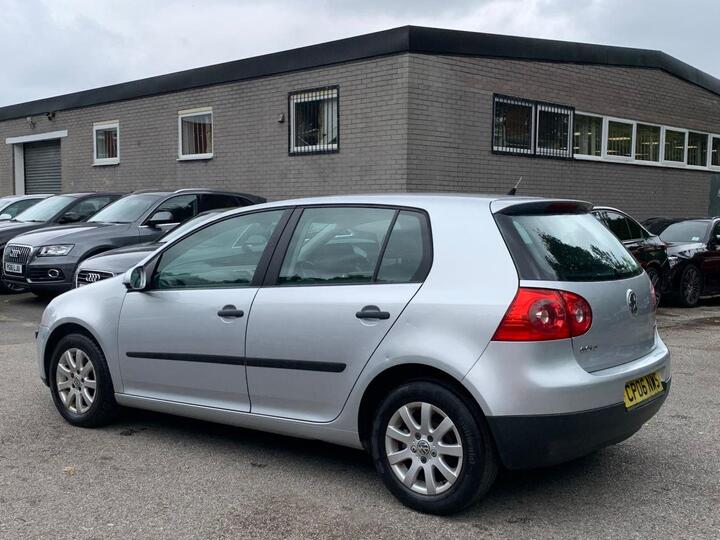 Volkswagen Golf - 1.9 TDI SE 5dr - Image 8