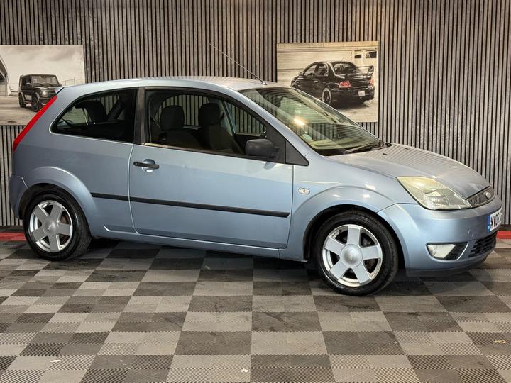 Cheap Ford Fiesta - 1.4 Flame Limited Edition 3dr - Perfect 1st time Car for sale in Lytham St Anne's, Lancashire