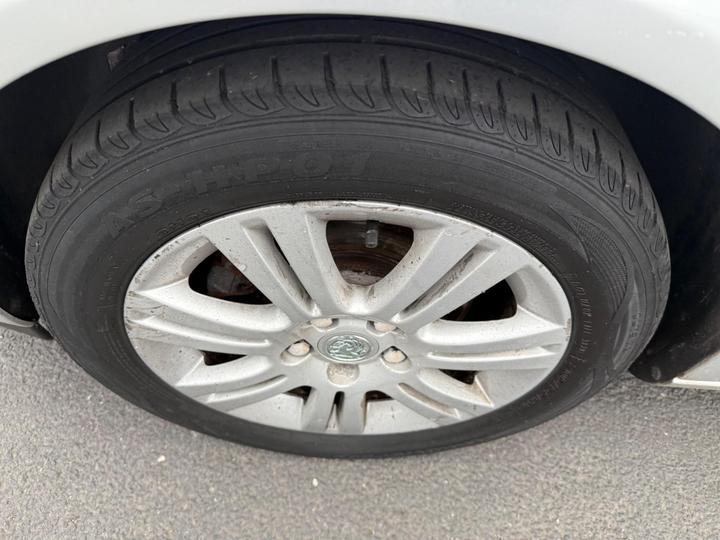 Vauxhall Astra - 1.6i 16v Design 5dr - Full Service History - Image 20