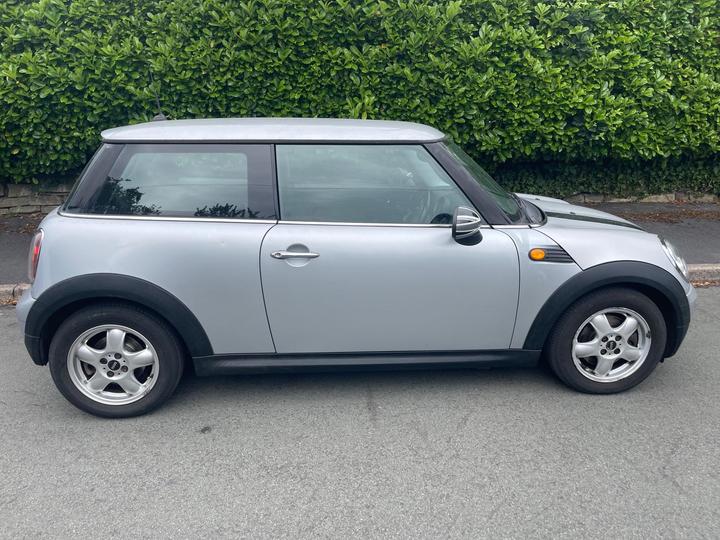 MINI Hatch - 1.4 One Euro 4 3dr - Full MOT 2 Remote Keys - Image 8