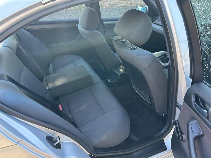 BMW 3 Series - 2.0 318i ES 4dr - ideal runabout at 995 - Image 13