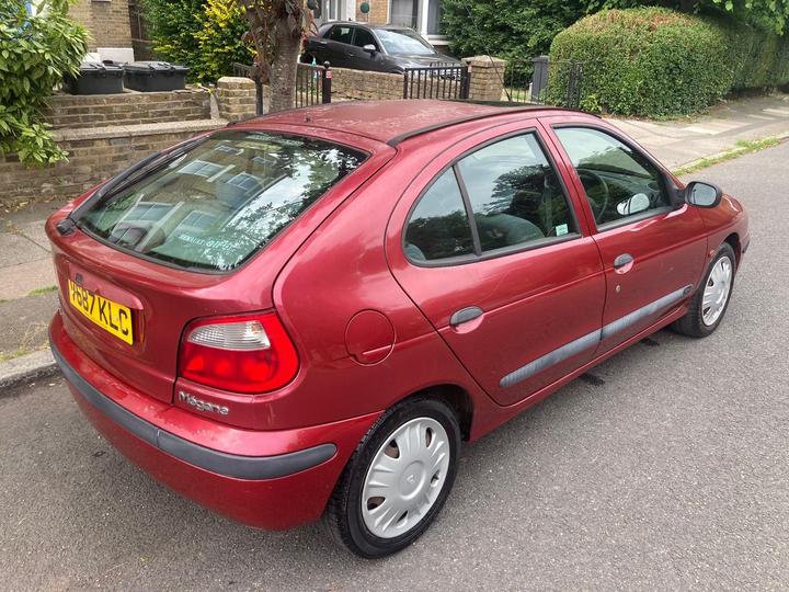 Renault Megane - 1.6 16v Alize 5dr - ulez 50k genuine year mot - Image 14
