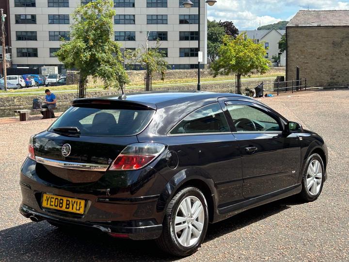 Vauxhall Astra - 1.9 CDTi SXi Sport Hatch 3dr - SH | PANORAMIC WINDSCREEN - Image 10