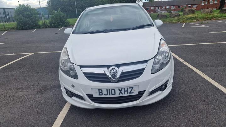Vauxhall Corsa - 1.4i 16v SRi 3dr (a/c) - Image 2
