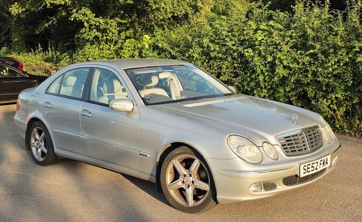 Cheap Mercedes-Benz E Class - 2.6 E240 Elegance 4dr - Only 99k Mileage for sale in Chesham, Buckinghamshire