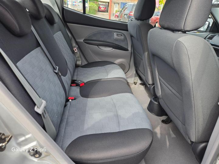 Kia Picanto - 1.1 LX 5dr - Image 18