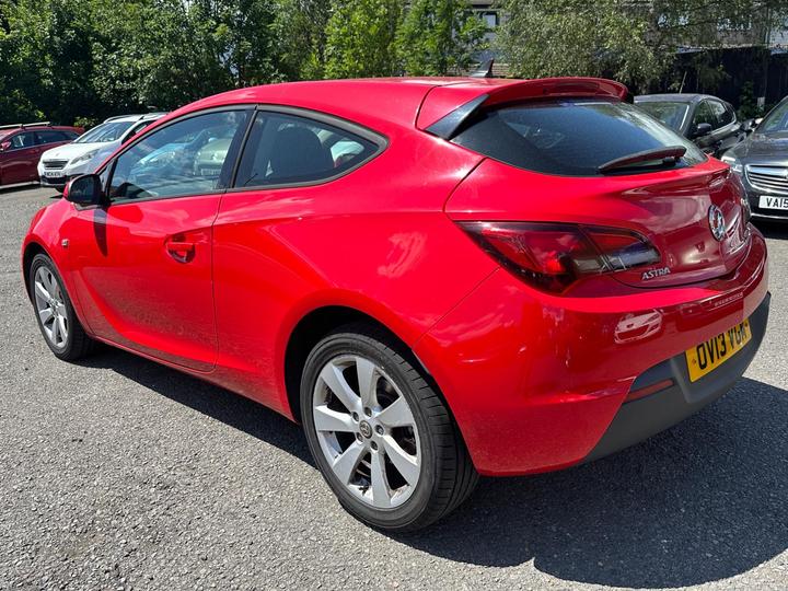 Vauxhall Astra GTC - 1.7 CDTi ecoFLEX 109g Sport Euro 5 (s/s) 3dr - TAKEN IN PART EX - Image 5