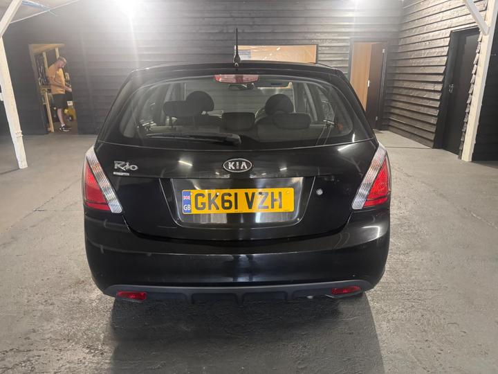 Kia Rio - 1.4 Domino 5dr - ULEZ + PART EX GOLD. - Image 7