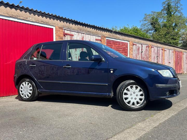 Skoda Fabia - 1.4 16V Ambiente 5dr - IDEAL FIRST CAR - LONG MOT - Image 2
