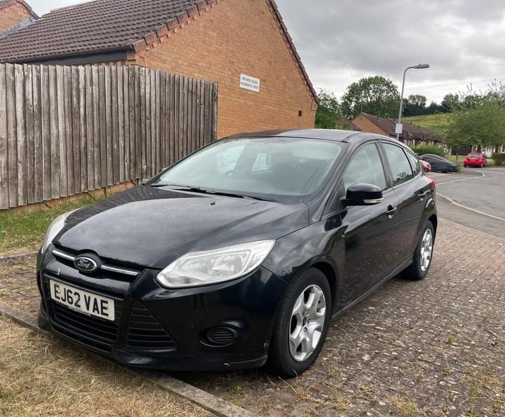 Ford Focus - 1.6 TDCi Edge Euro 5 (s/s) 5dr - Image 2