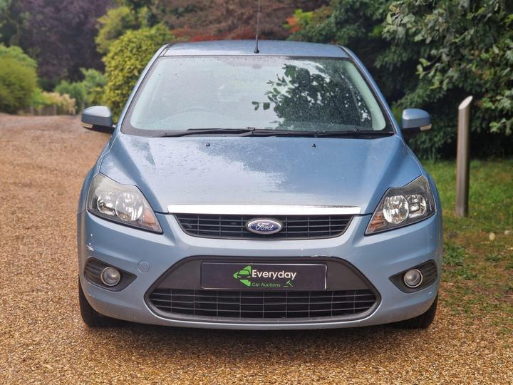 Cheap Ford Focus - 1.8 Zetec 5dr - New in stock and ready to go for sale in Enfield, Greater London
