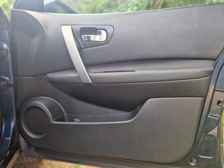 Nissan Qashqai - 1.5 dCi n-tec 2WD Euro 4 5dr - New in stock and ready to go - Image 39