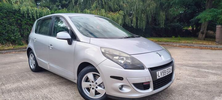 Cheap Renault Scenic - 1.9 dCi Dynamique Euro 4 5dr for sale in Loughborough, Leicestershire