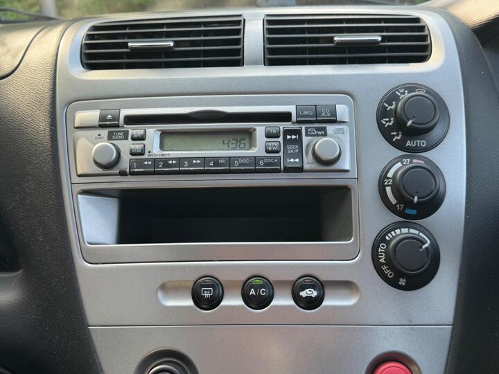 Honda Civic - 1.6 i-VTEC Executive 5dr - GOOD SPEC ULEZ MOT SRV HISTORY - Image 24