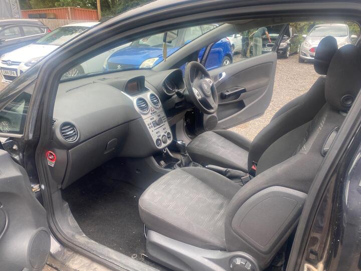 Vauxhall Corsa - 1.3 CDTi ecoFLEX 16v Exclusiv 3dr - £20 ROAD TAX - Image 10