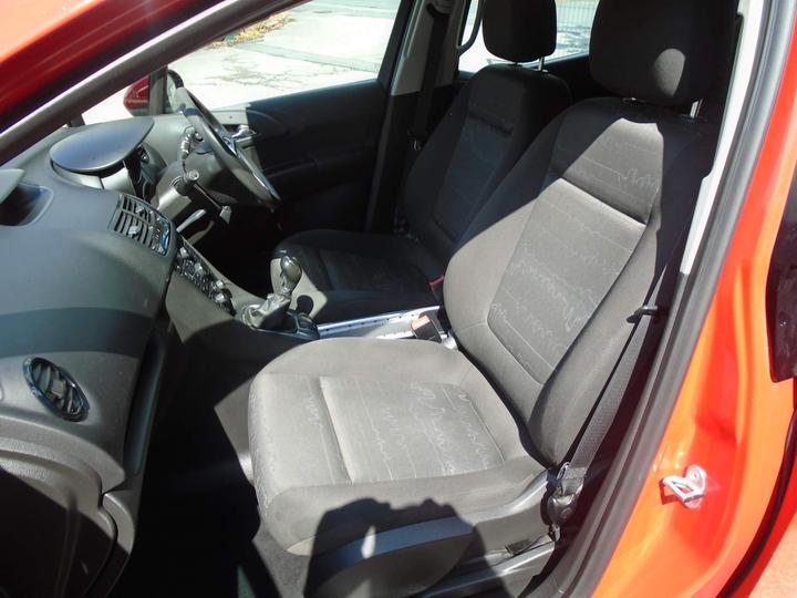 Vauxhall Meriva - 1.4 16V Exclusiv Euro 5 5dr (Non AC) - MoT Feb 26 2 Keys History - Image 9